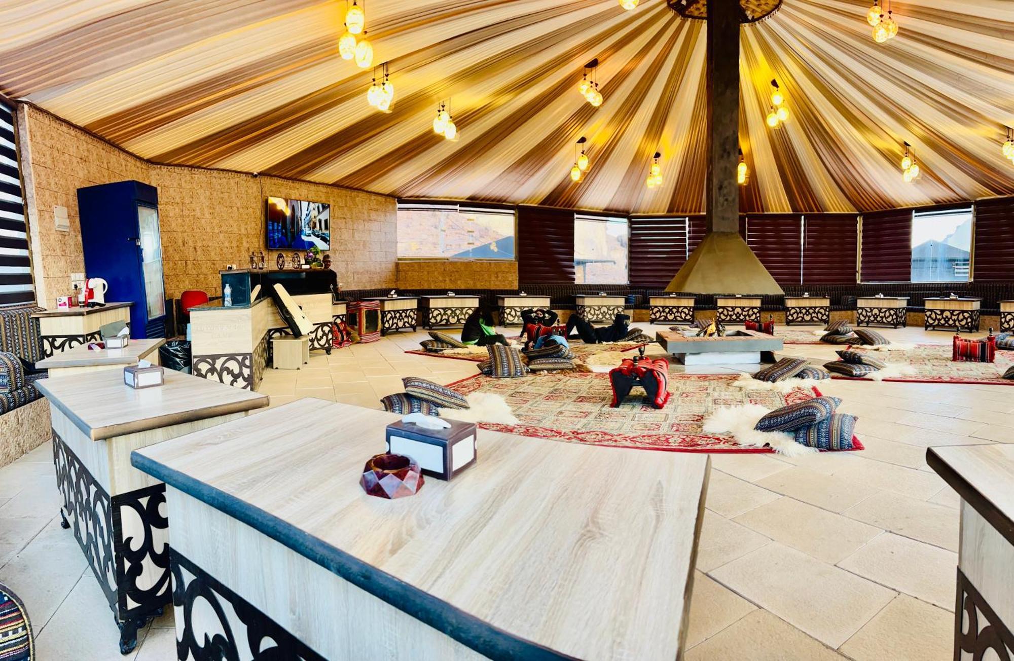 Magic Rum Hussen Wadi Rum Exterior foto